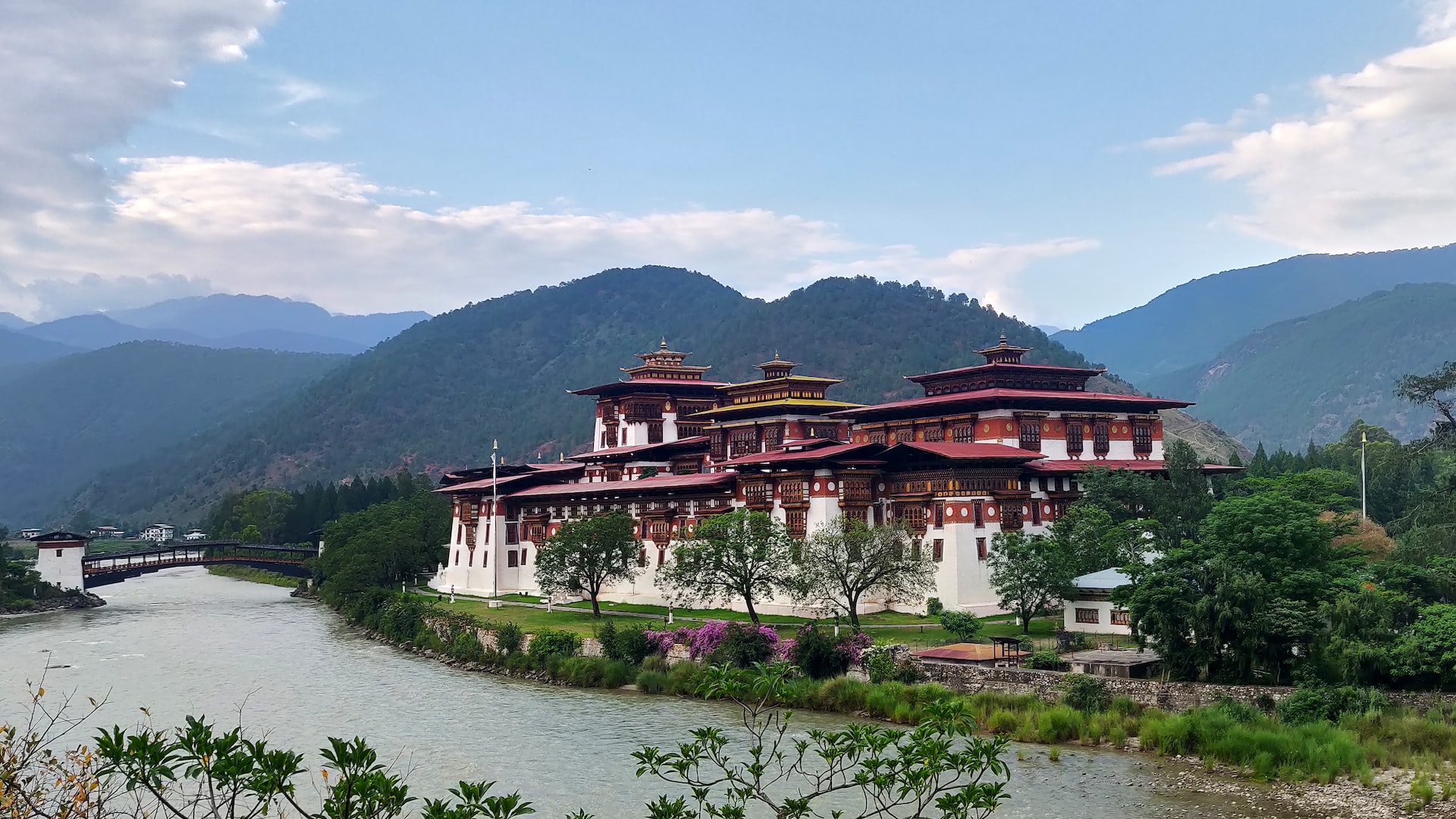 Bhutan Extensive 9N / 10D