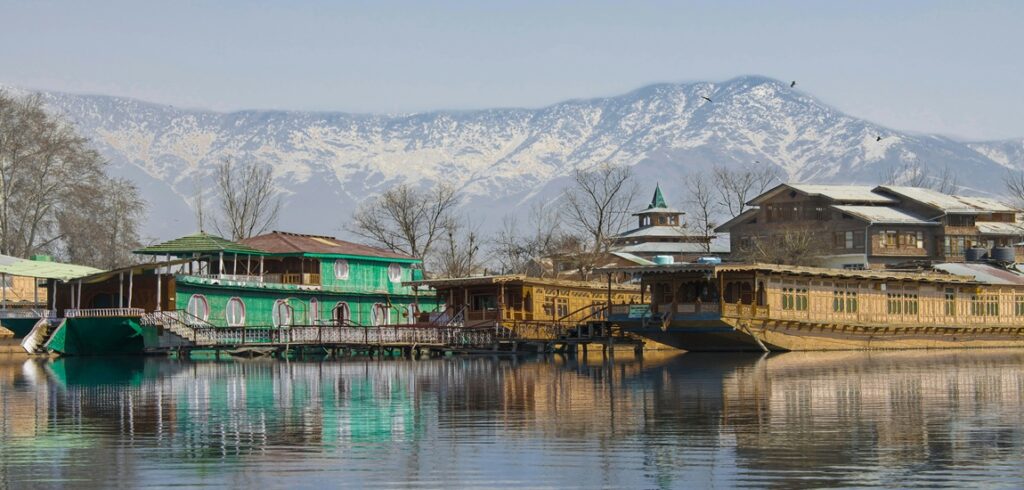 Kashmir Heritage & Houseboat Odyssey