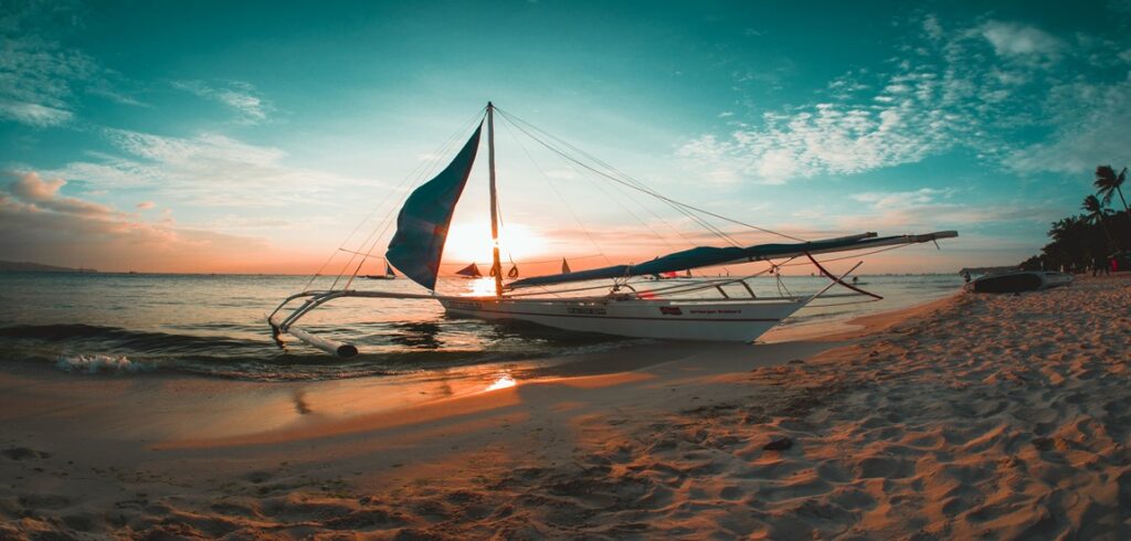 Manila Heritage & Boracay Beaches